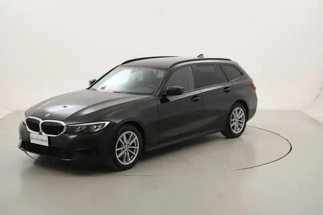 BMW 320 320d Touring Business Advantage 2.0 Mild Hybrid