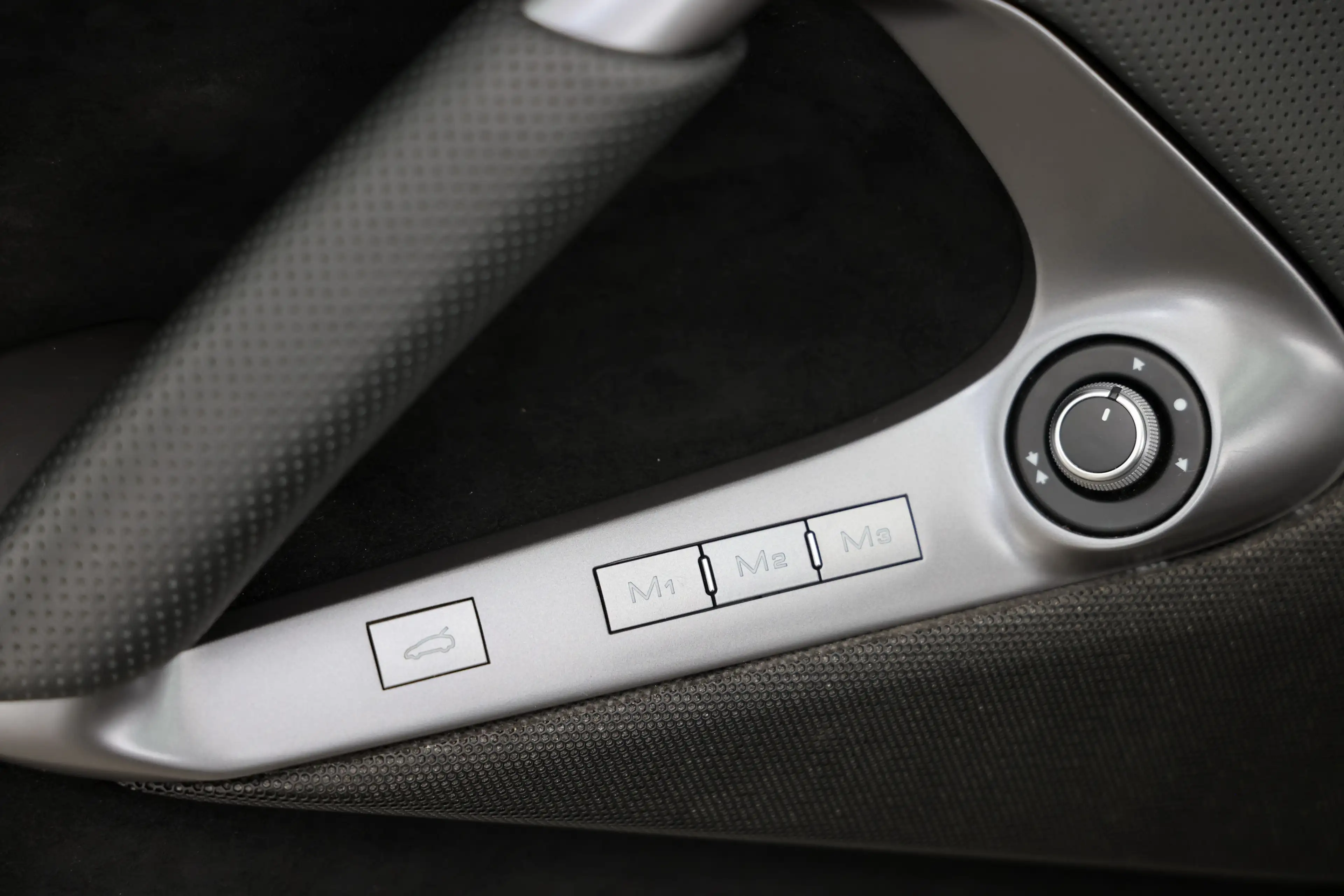 Ferrari 812 Superfast ATELIER — photo 14
