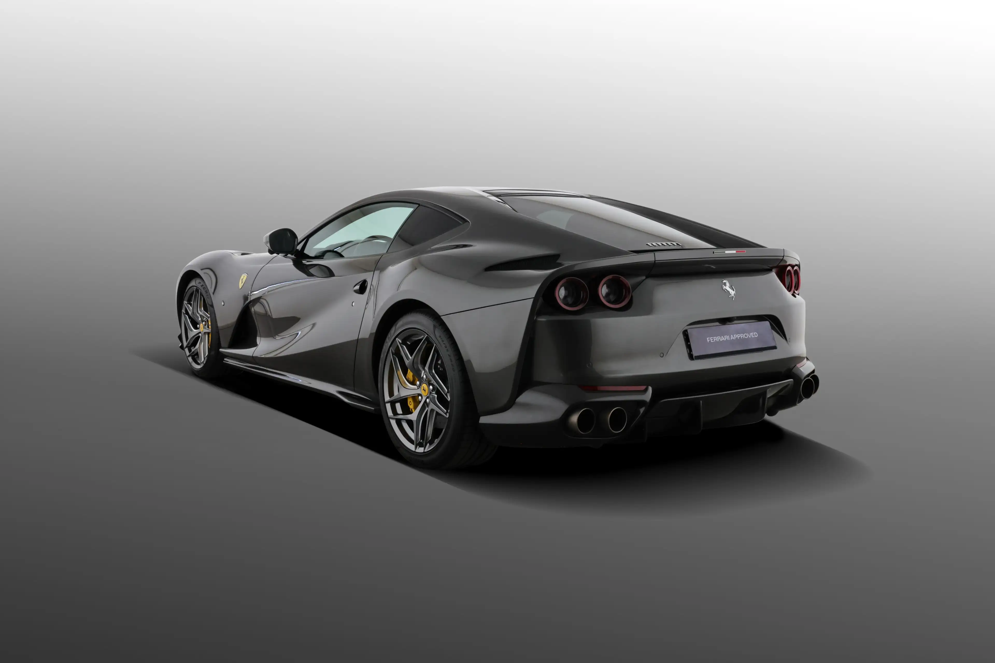 Ferrari 812 Superfast ATELIER — photo 18
