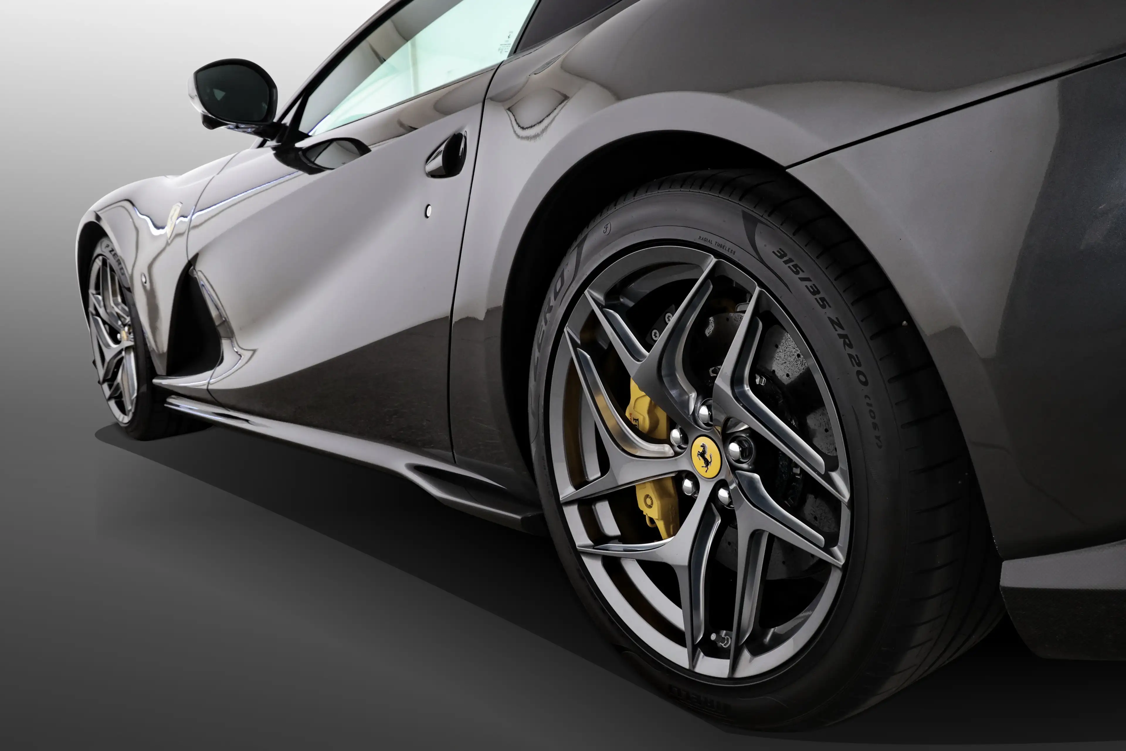 Ferrari 812 Superfast ATELIER — photo 22