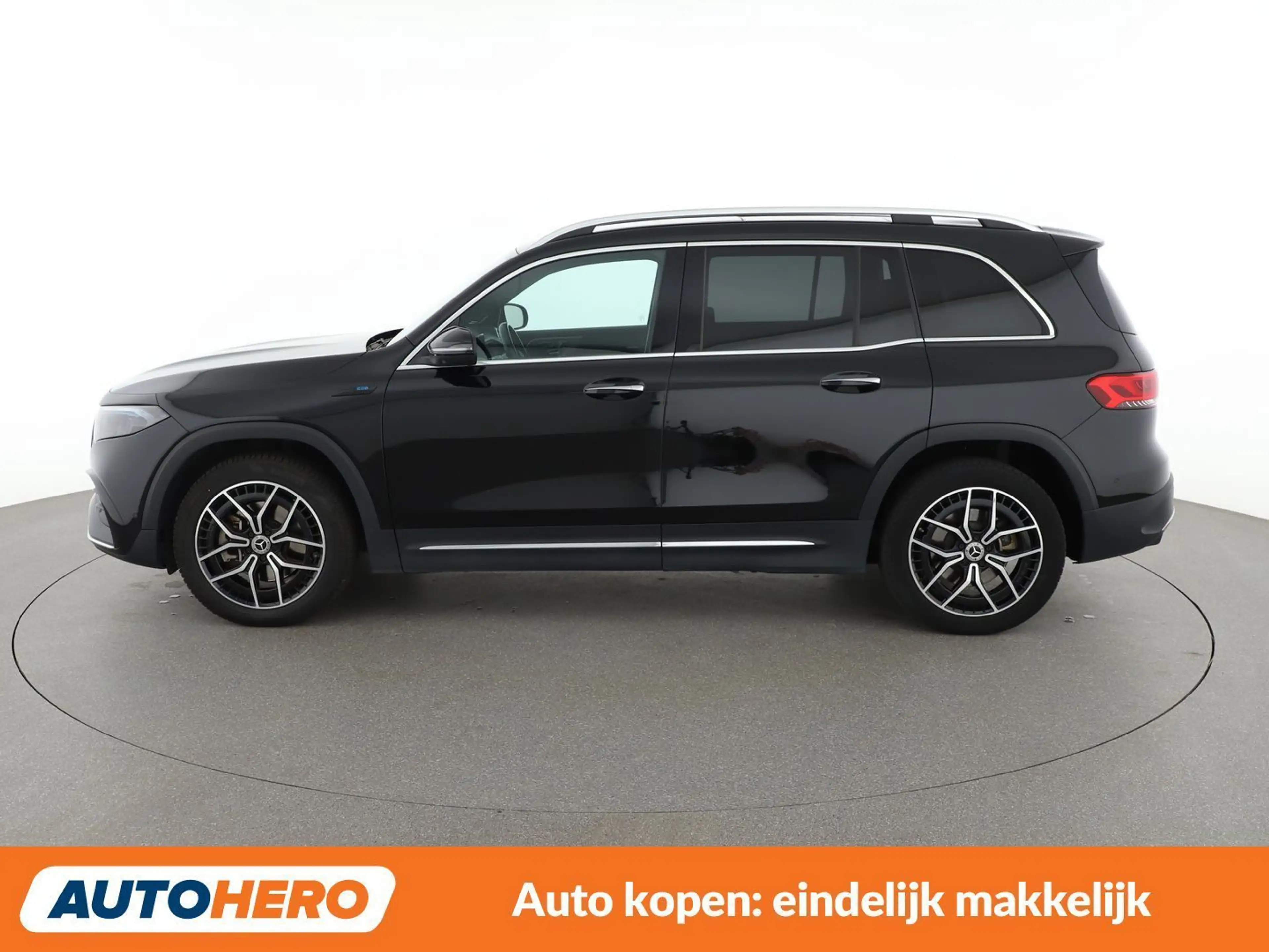 Mercedes-Benz EQB 350 350 4Matic AMG Line — photo 3