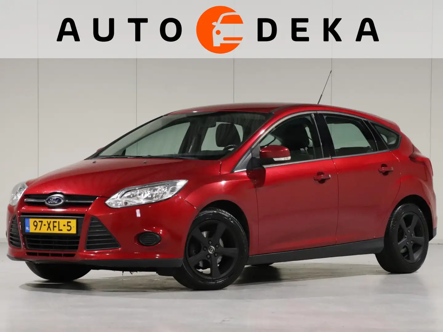 Ford Focus 1.0 EcoBoost Trend *Cruisecontr.*Parkeersens.*Blue Rouge - 1