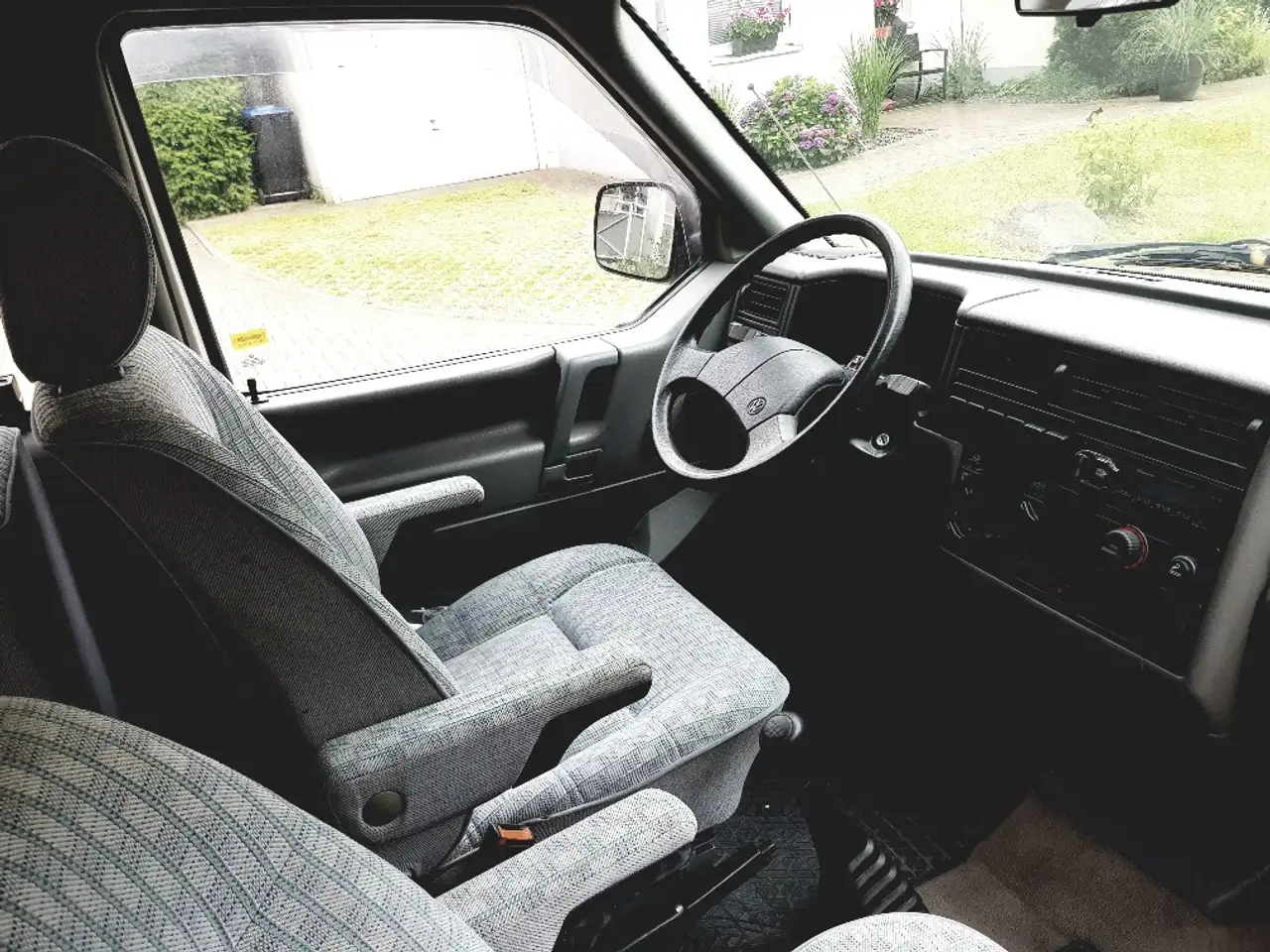 Volkswagen T4 Multivan Multivan T4 H Zulassung DIESEL 6 Sitzer VB Oldtimer VW BUS VAN Camper Projekt, foto 10