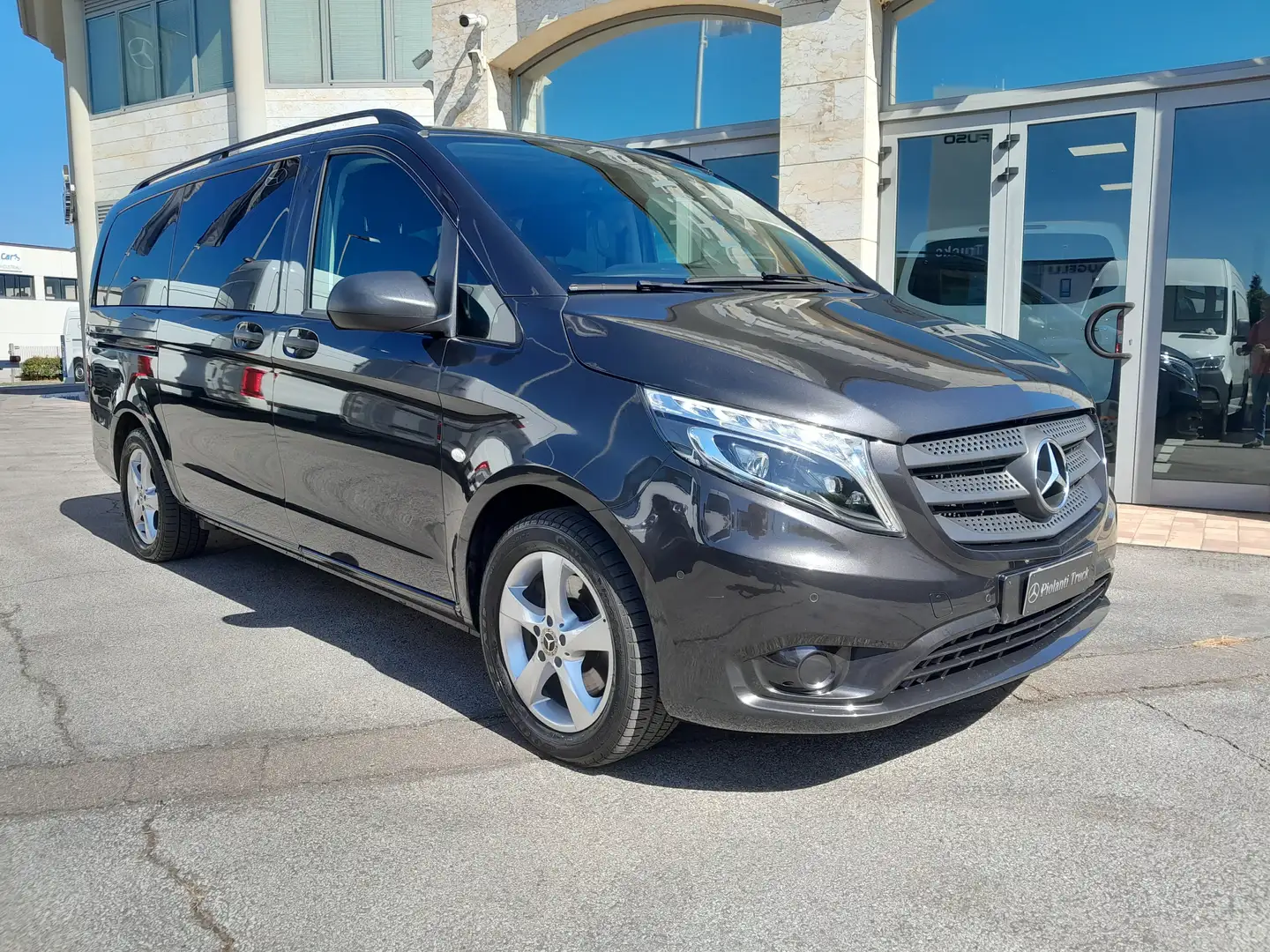 Mercedes-Benz Vito 119 Tourer Long Select IVA INCLUSA Nero - 1
