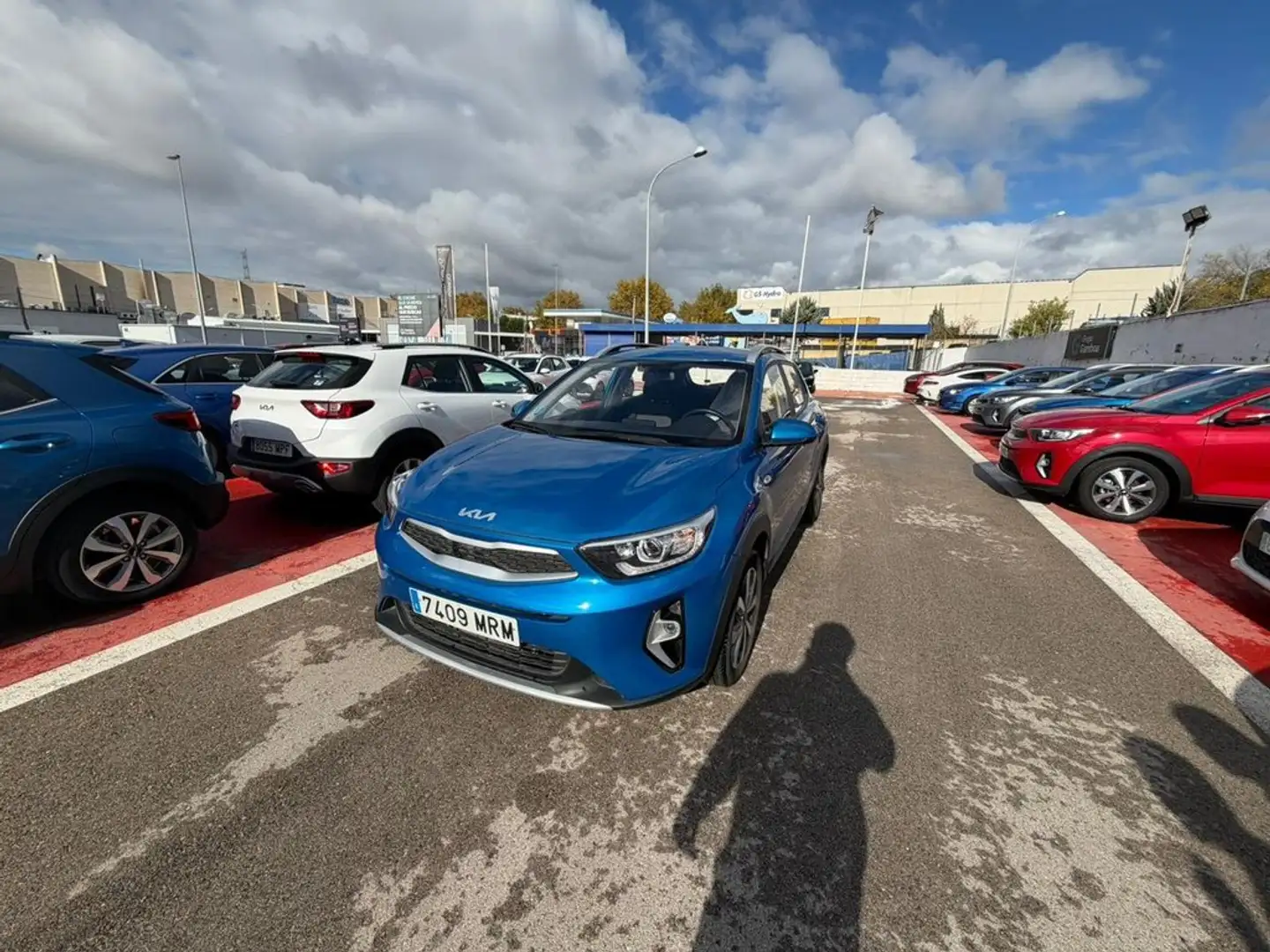 Kia Stonic 1.0 T-GDi 74kW (100CV) MHEV MT Concept Azul - 1