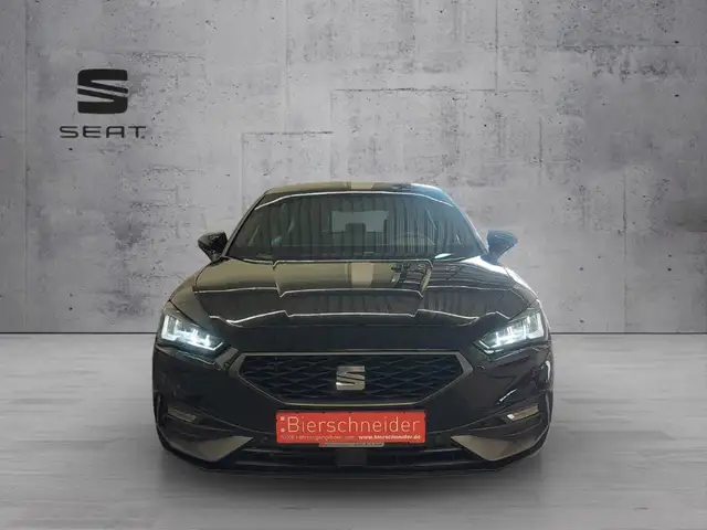 Seat Leon view 2