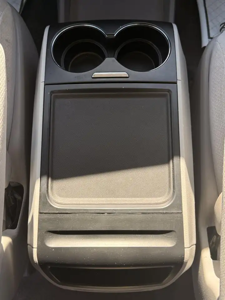 Toyota Sienna снимка Toyota Sienna