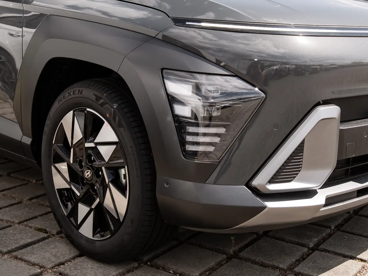 Hyundai KONA HYBRID+EL.SITZE+NAVI+LED+KAMERA+SHZ.+SOFORT Grijs - 2