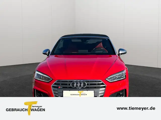 Audi S5 view 2