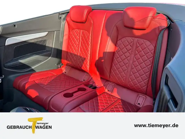 Audi S5 view 11