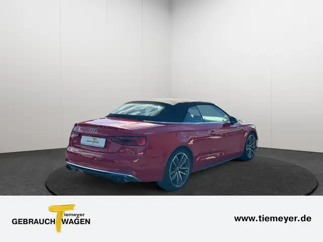 Audi S5 view 5