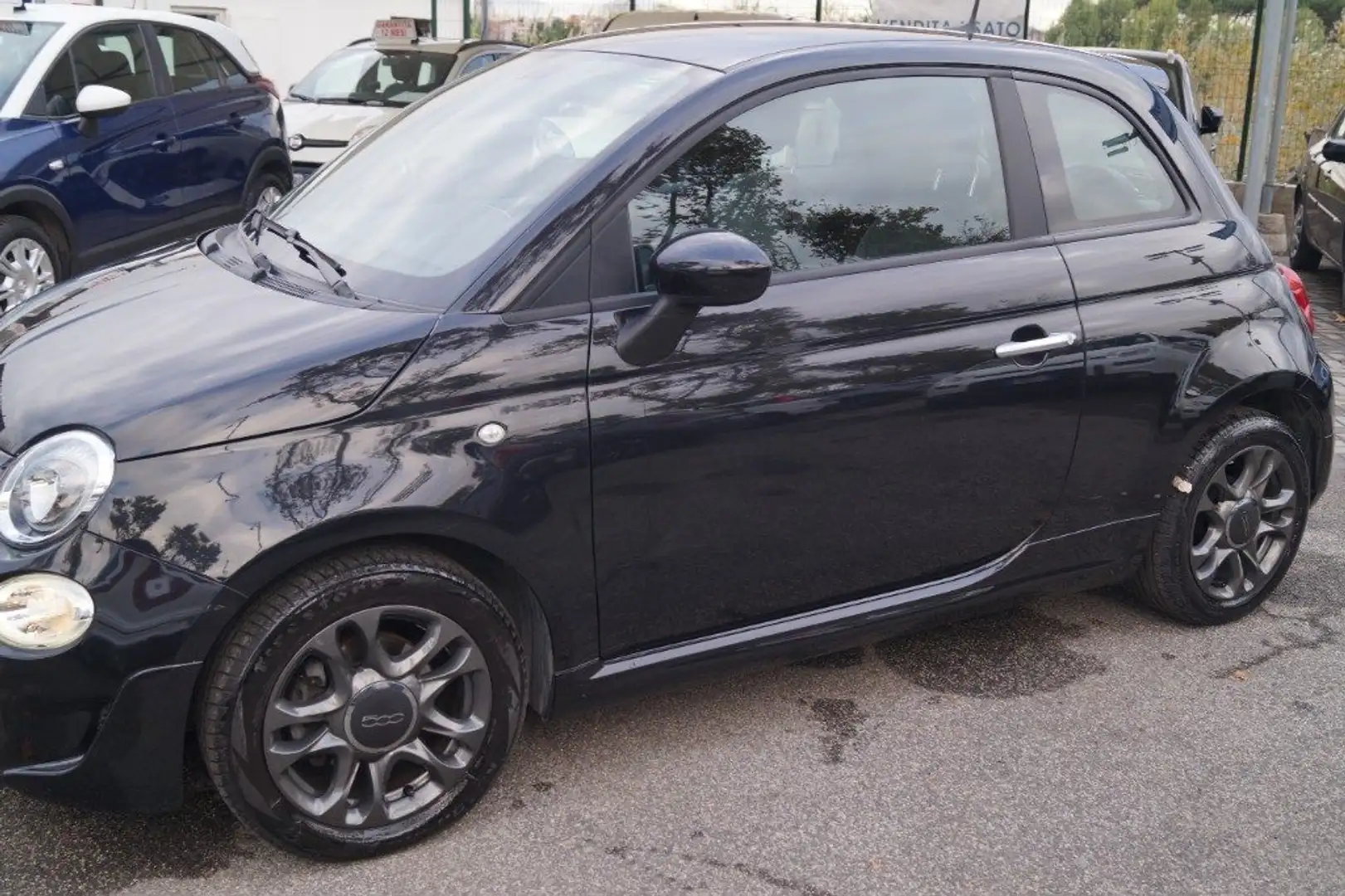 Fiat 500 1.0 Hybrid Connect CARPLAY PELLE Nero - 2