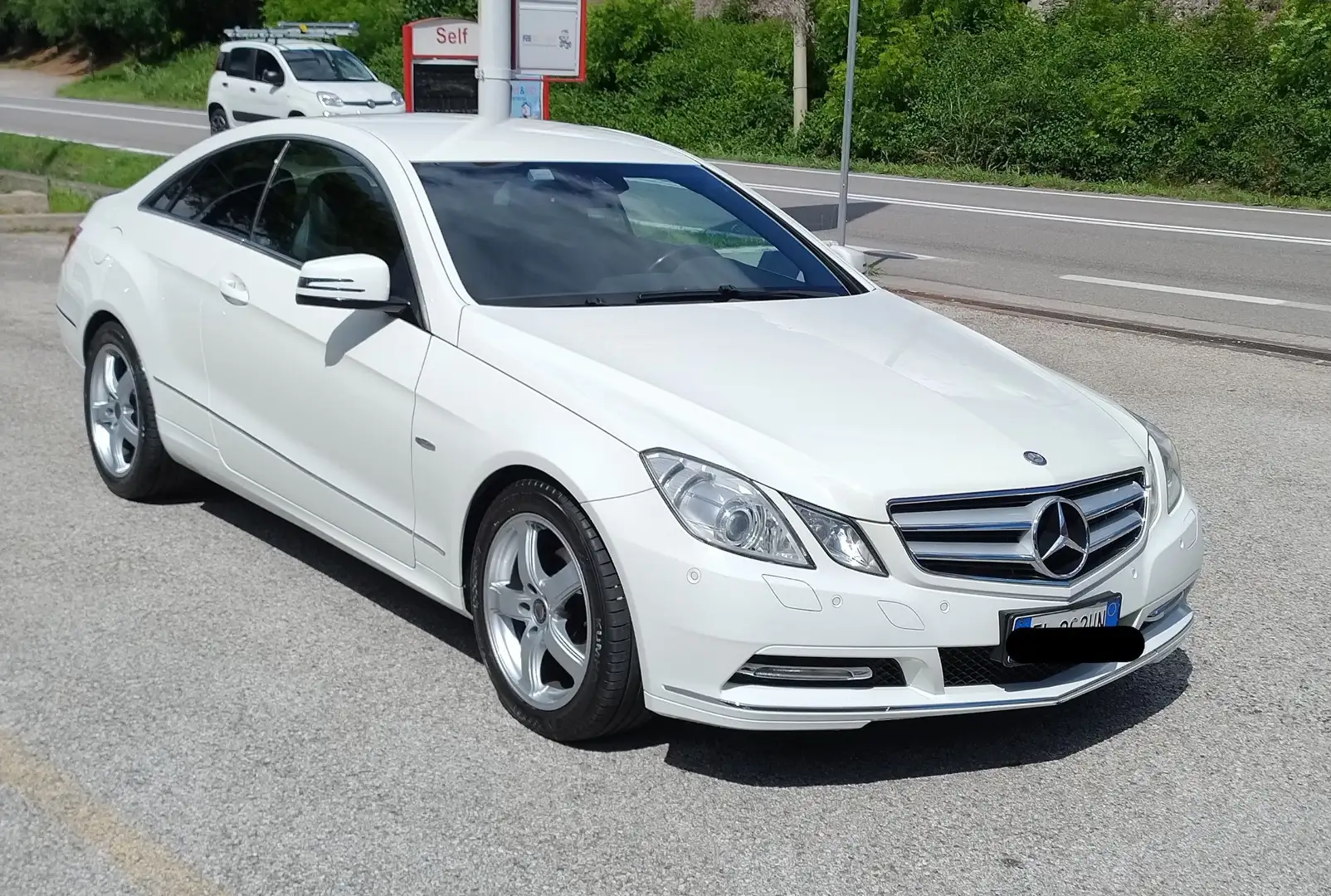 Mercedes-Benz E 220 Coupe cdi be Executive - 1