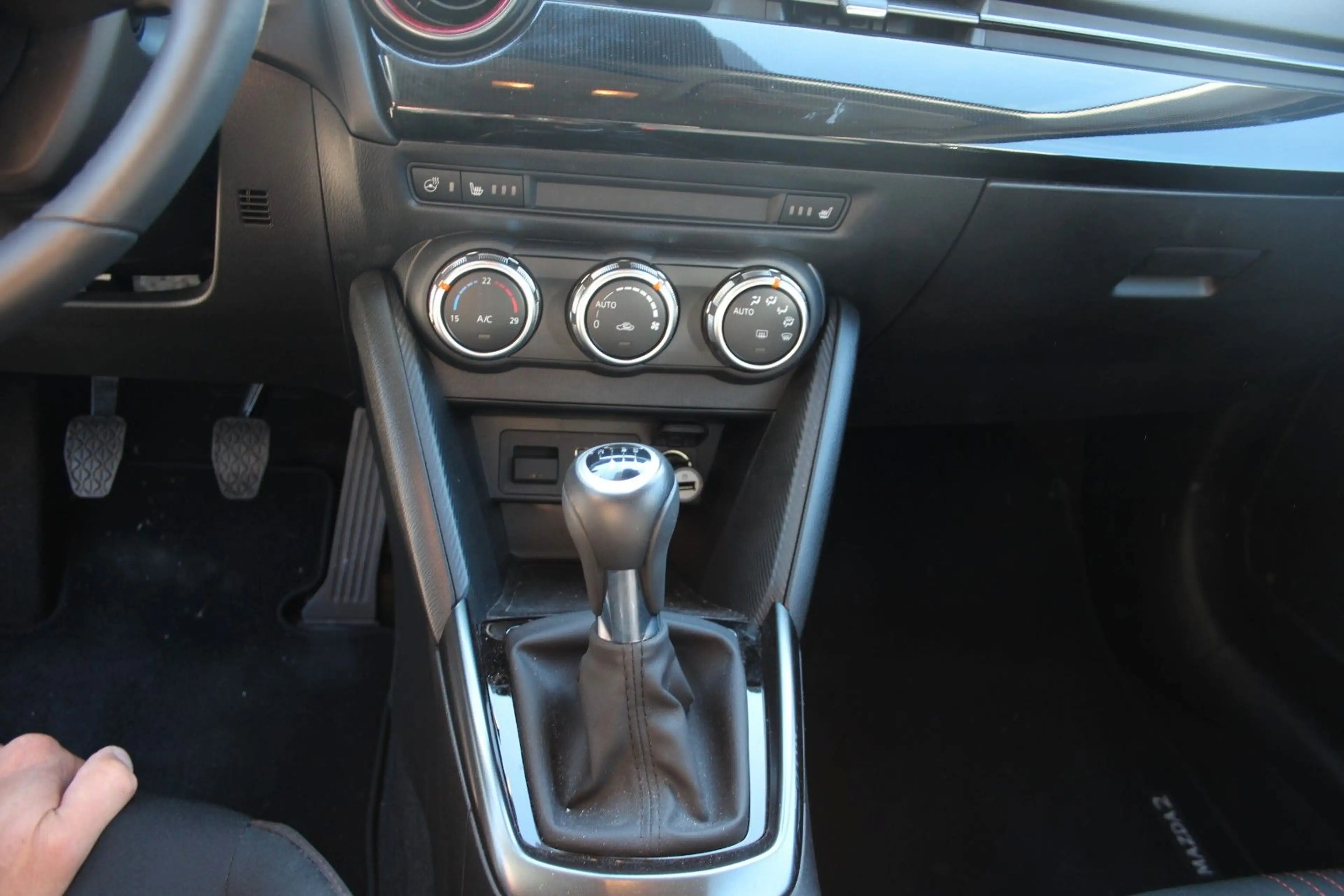 Mazda 2 Lim. Homura — photo 7