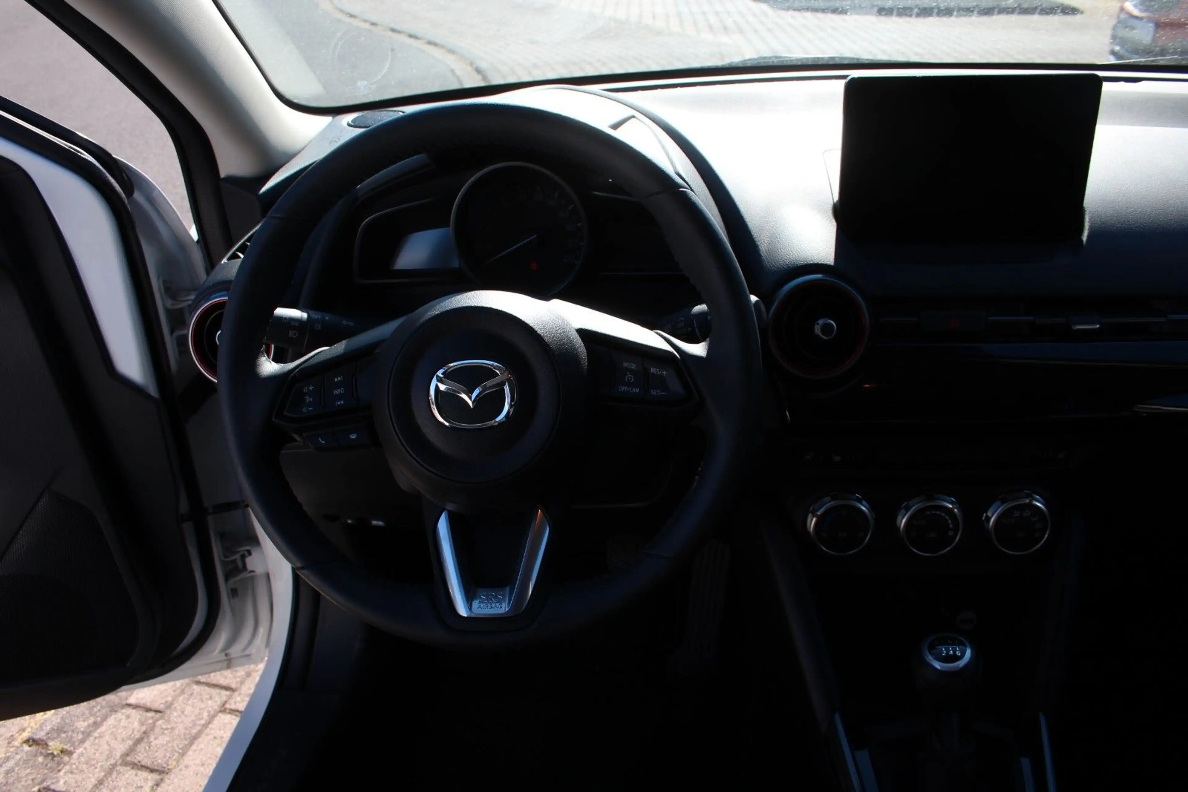 Mazda 2 Lim. Homura — photo 6