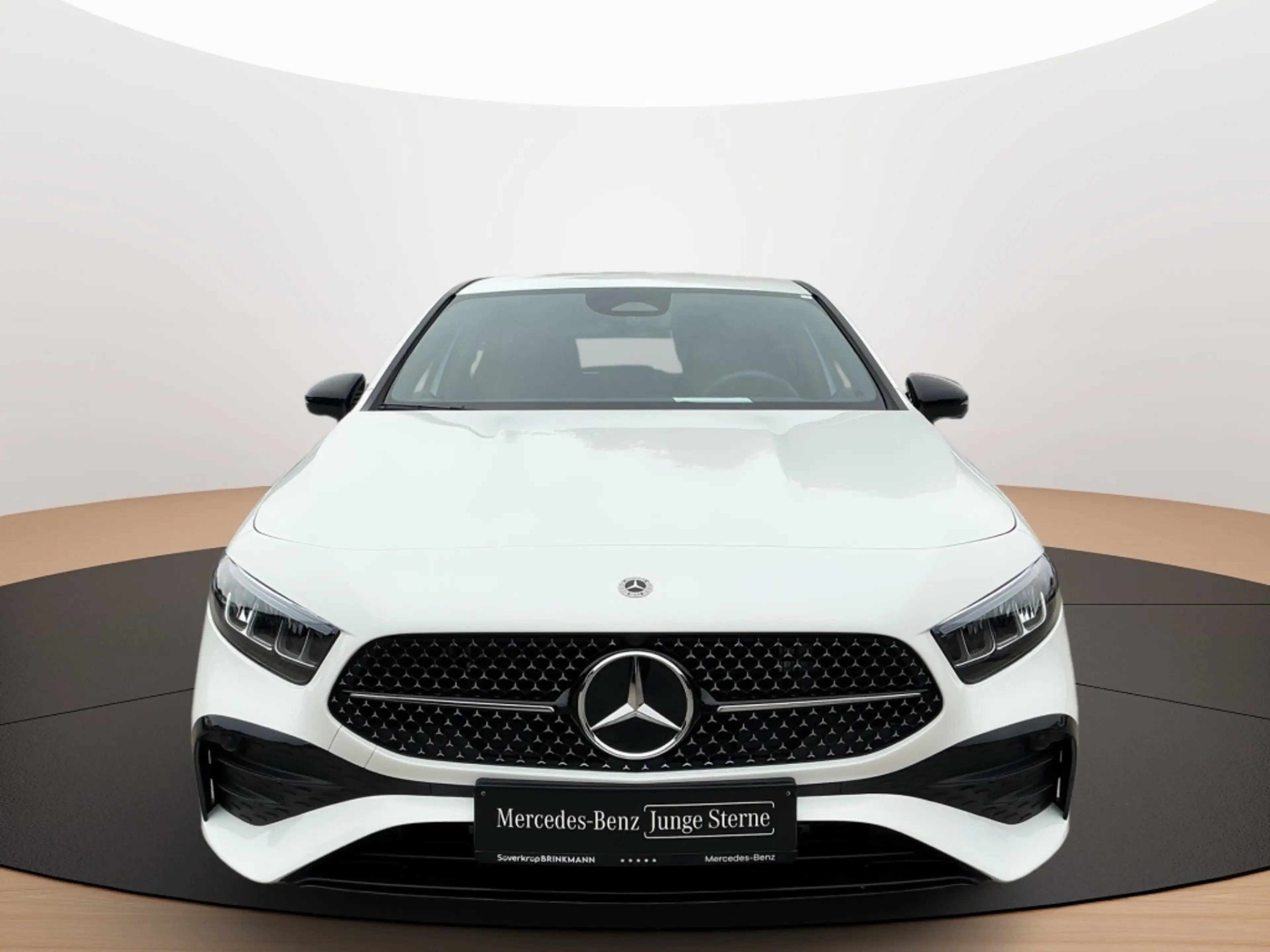Mercedes-Benz A 250 e AMG NIGHT LED KAMERA TOTW SPUR WINTERP — photo 4