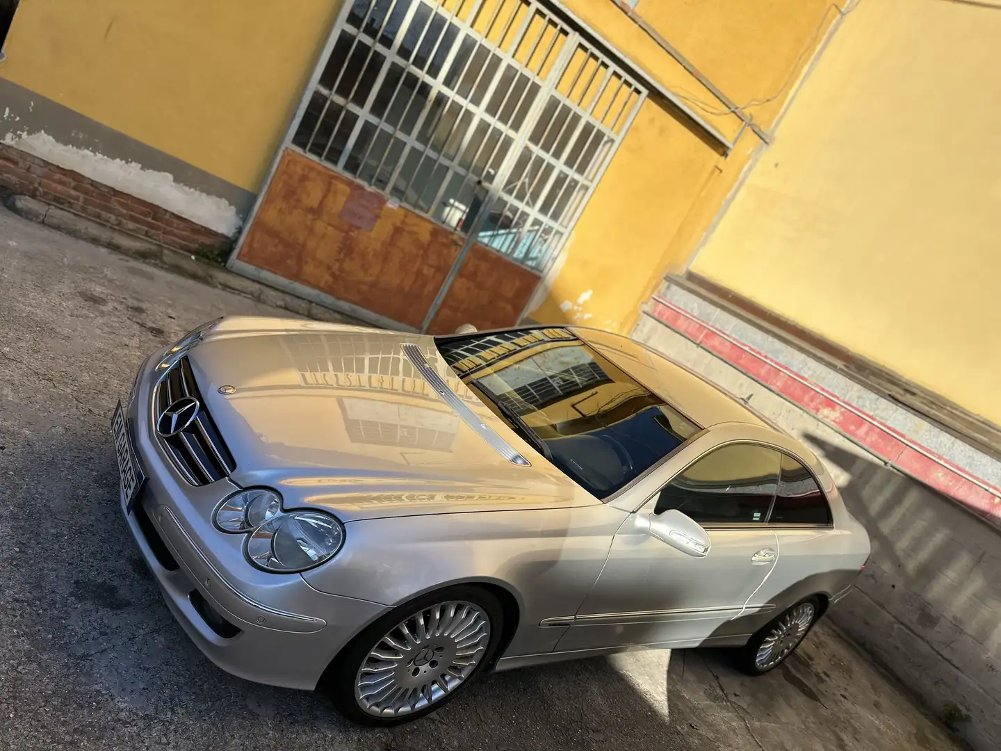 Mercedes-Benz CLK 220 Coupe cdi Avantgarde - 2