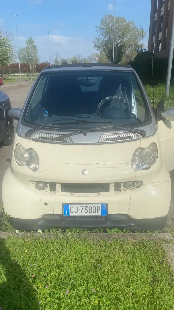 smart forTwo Cabrio 0.6 Smart&Pure 55cv Giallo - 1