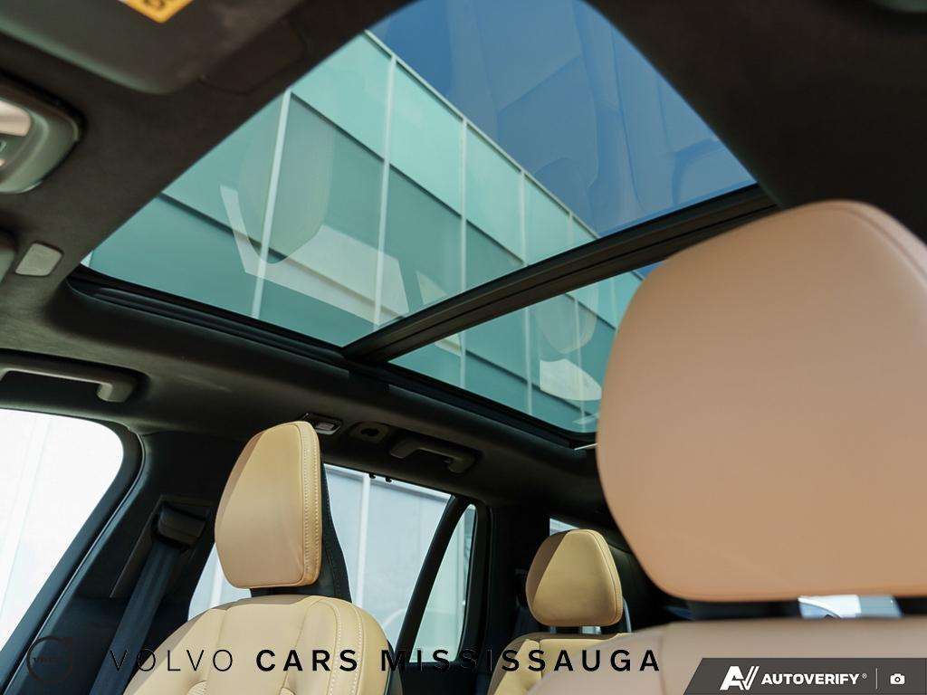 2025 Volvo XC90 T8 Ultra Plug-In Hybrid thumb 26