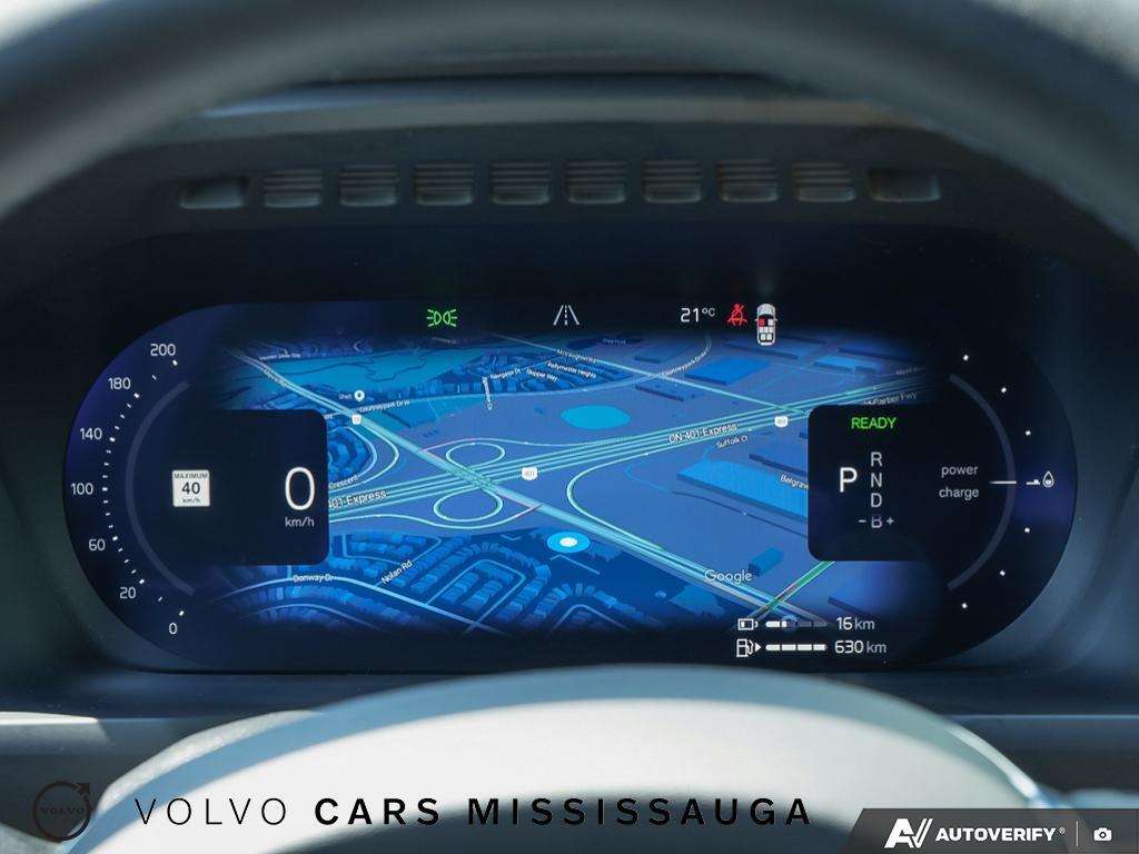 2025 Volvo XC90 T8 Ultra Plug-In Hybrid thumb 15