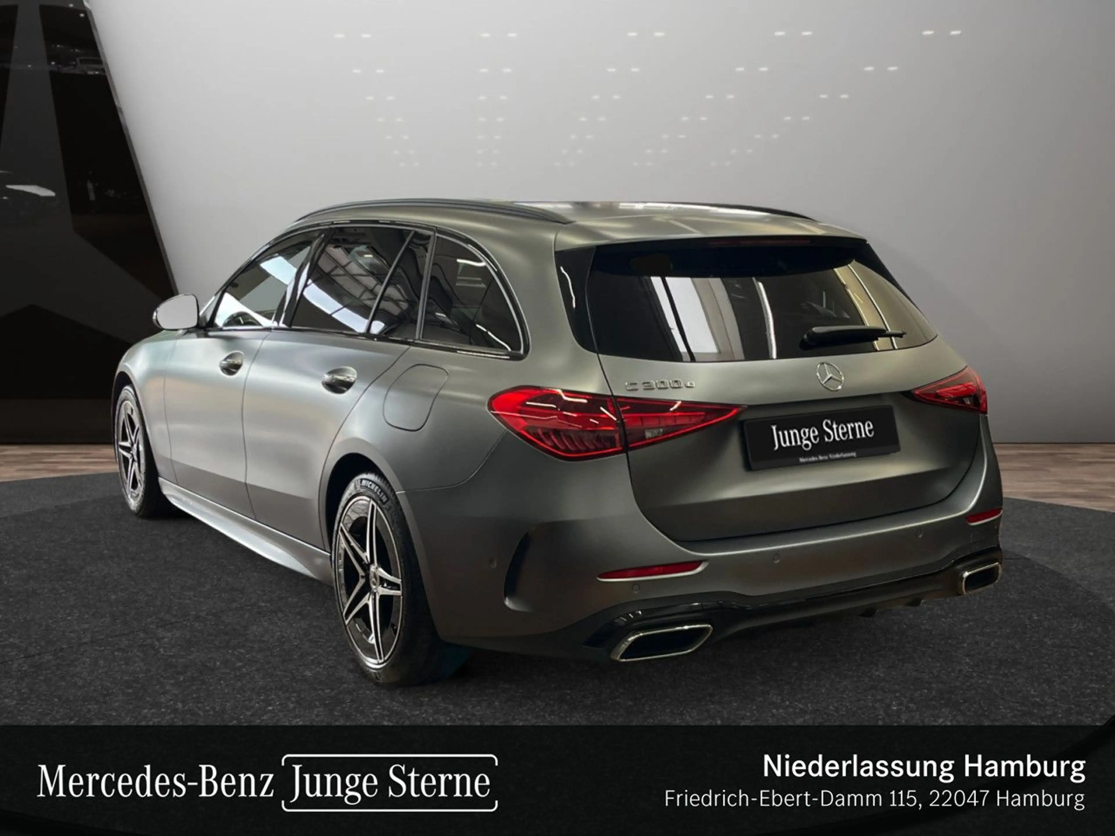 Mercedes-Benz C 300 e T AMG+NIGHT+PANO+360+KEYLESS+9G — photo 9