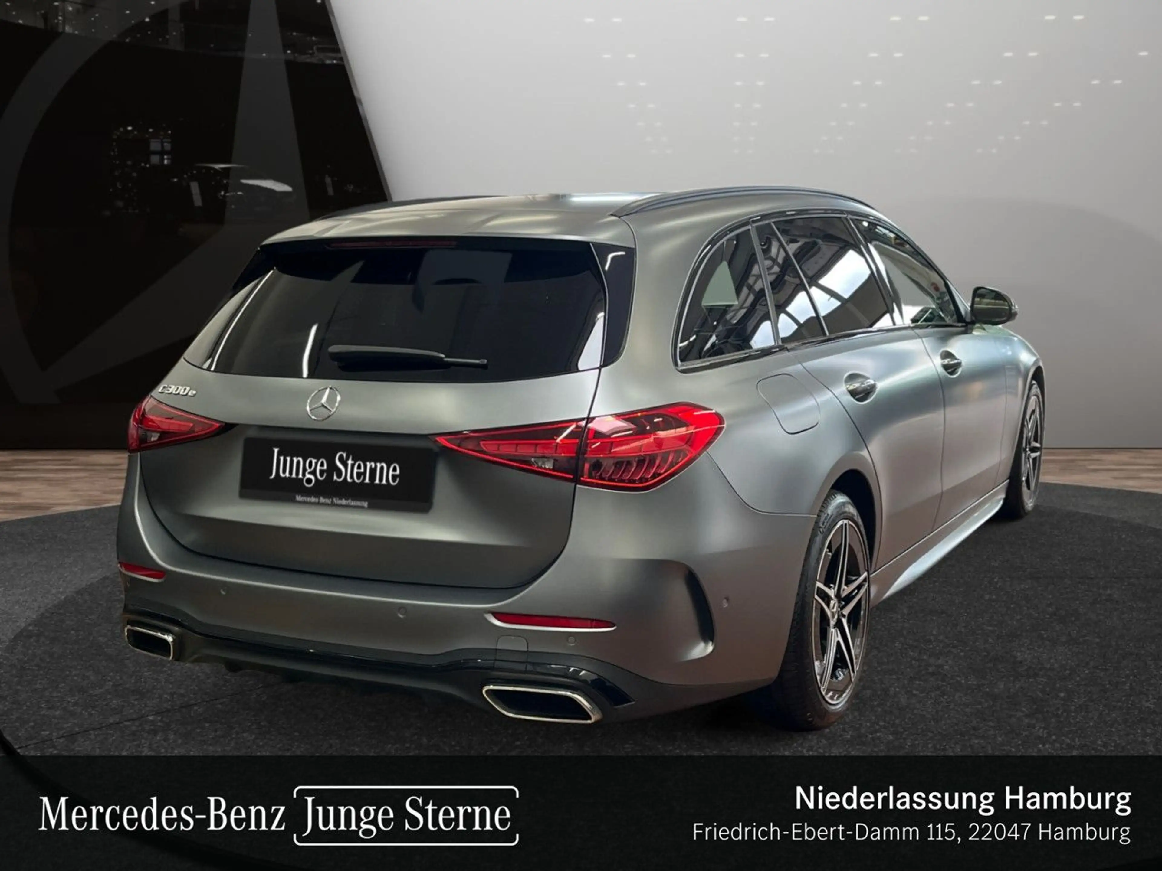 Mercedes-Benz C 300 e T AMG+NIGHT+PANO+360+KEYLESS+9G — photo 6