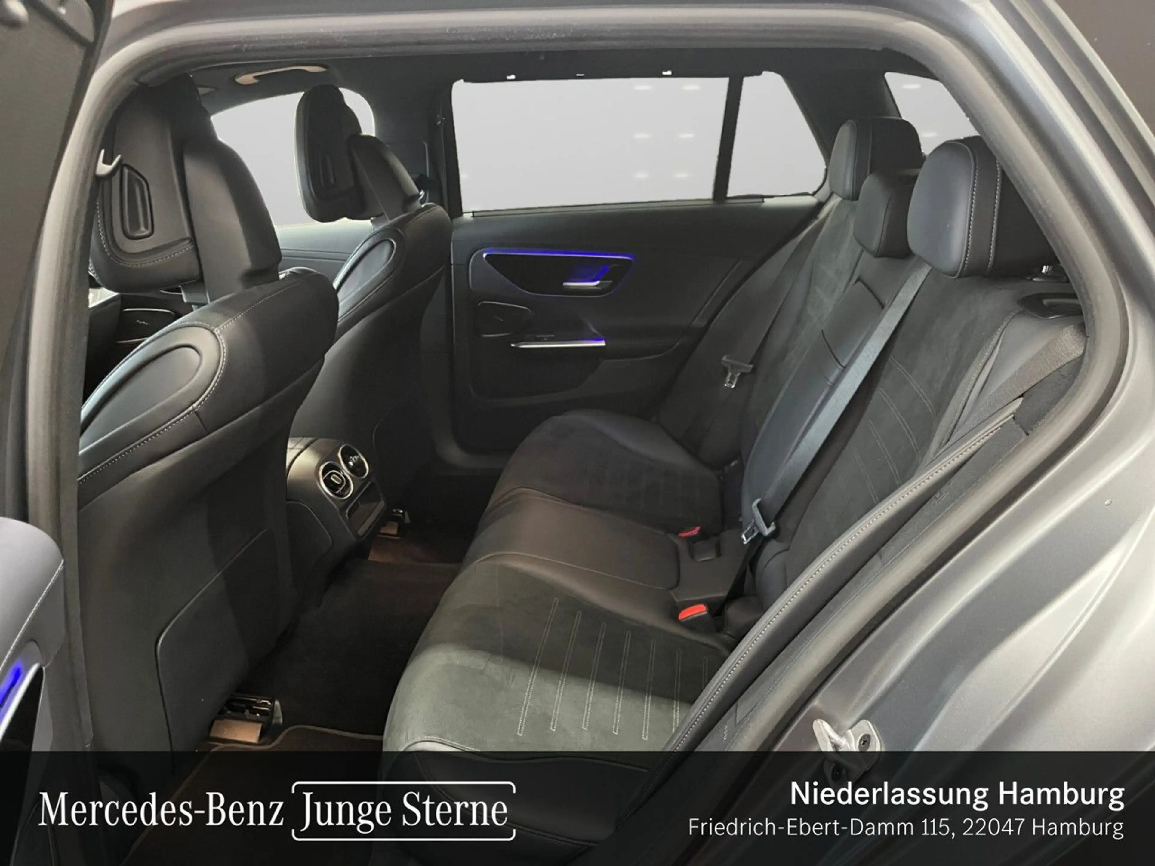 Mercedes-Benz C 300 e T AMG+NIGHT+PANO+360+KEYLESS+9G — photo 11