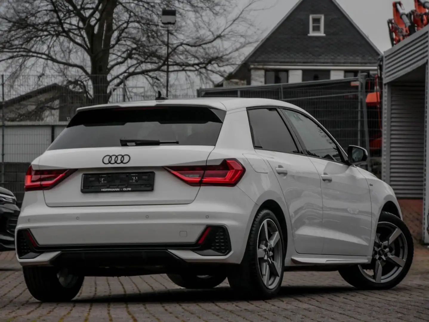Audi A1 30 TFSI S-LINE SITZHZG DAB Optikpak Weiß - 2
