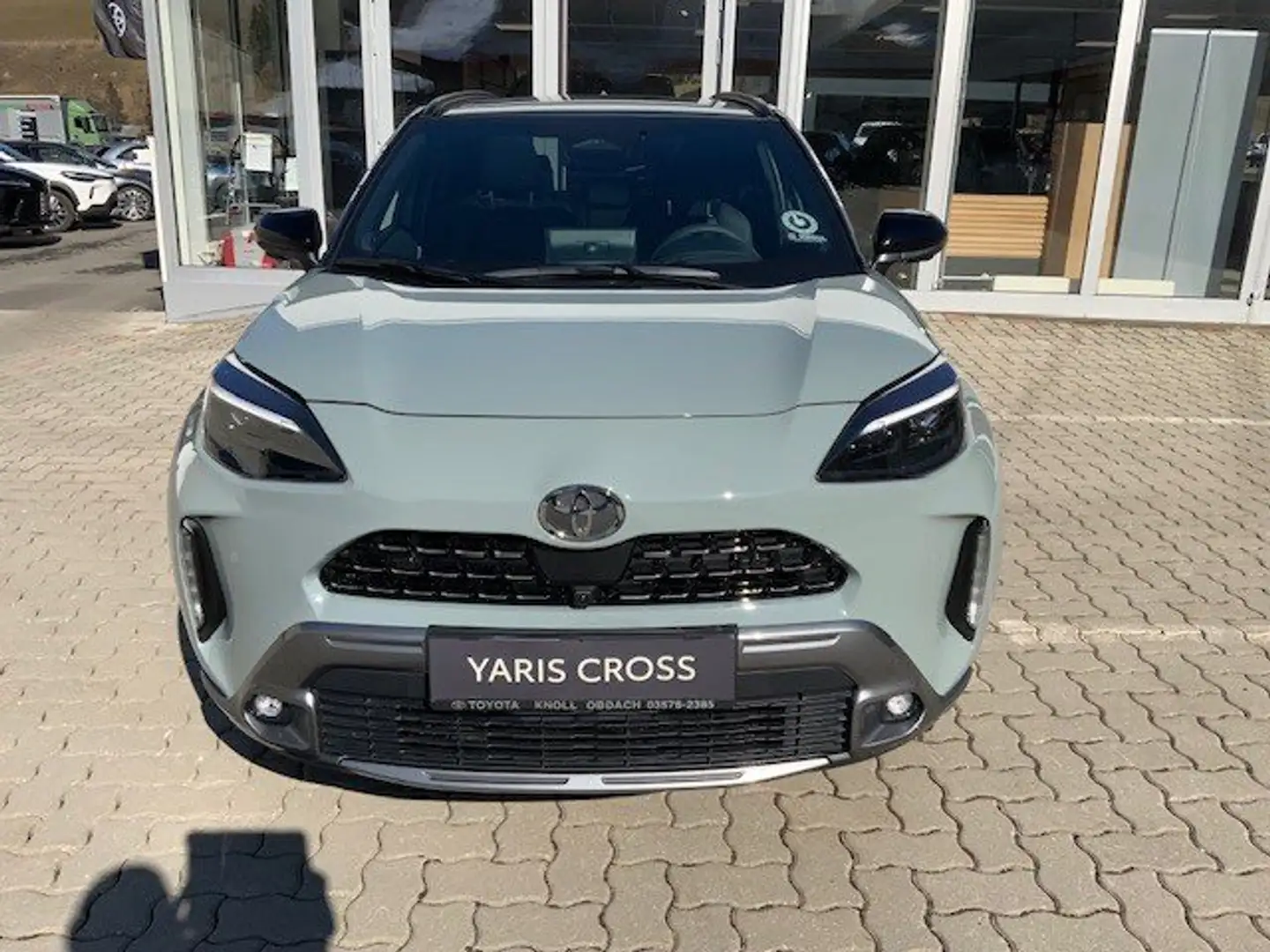 Toyota Yaris Cross Hybrid AWD-i Style Panoramaglasdach Advanced Paket Grün - 2