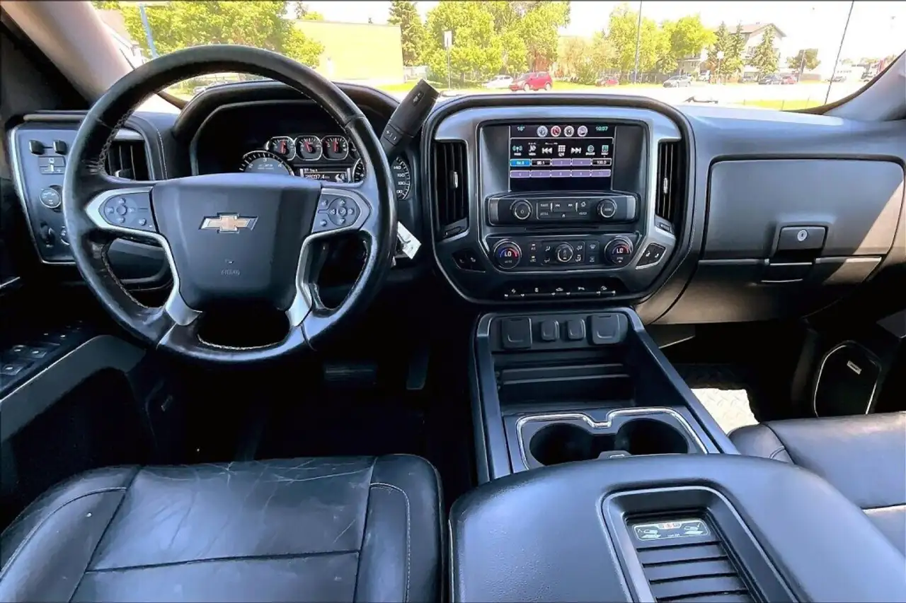 Chevrolet Silverado 1500 снимка Chevrolet Silverado 1500