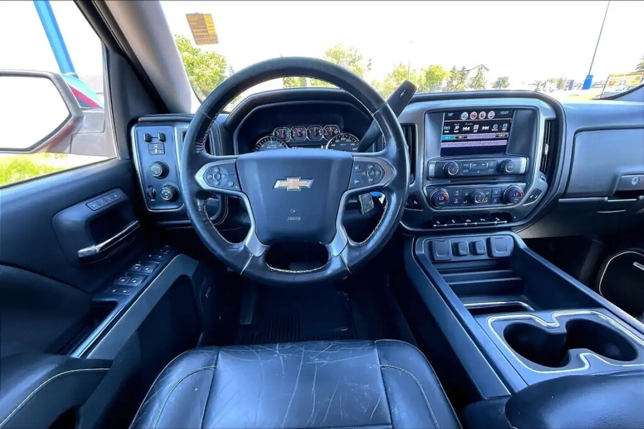 Chevrolet Silverado 1500 снимка Chevrolet Silverado 1500