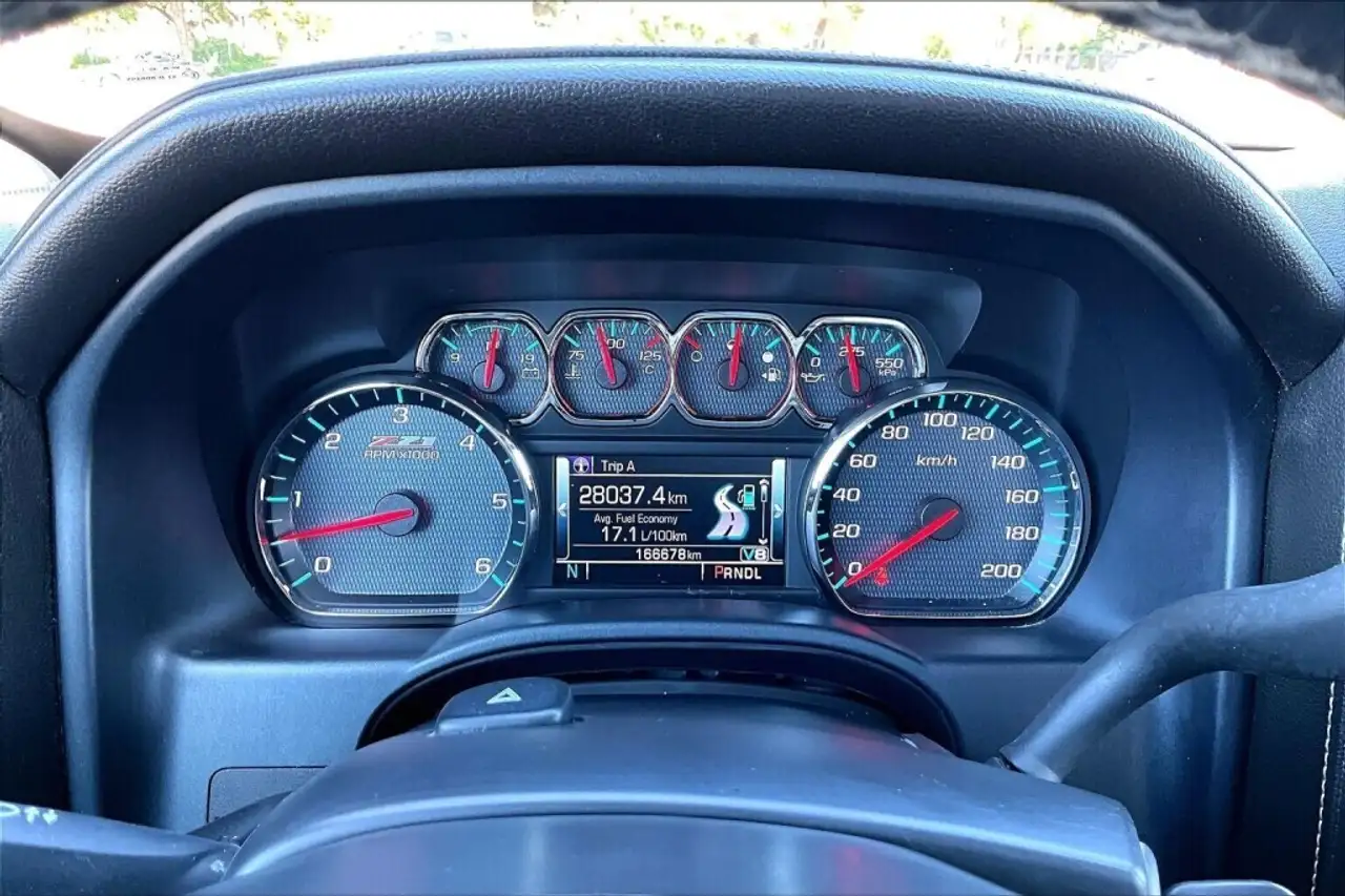 Chevrolet Silverado 1500 снимка Chevrolet Silverado 1500