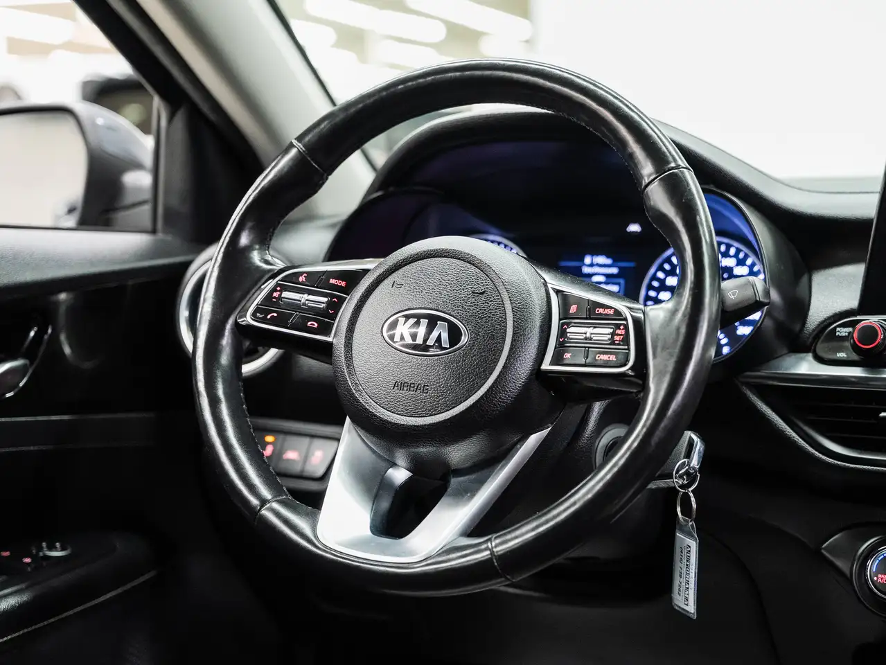 Kia Forte снимка Kia Forte