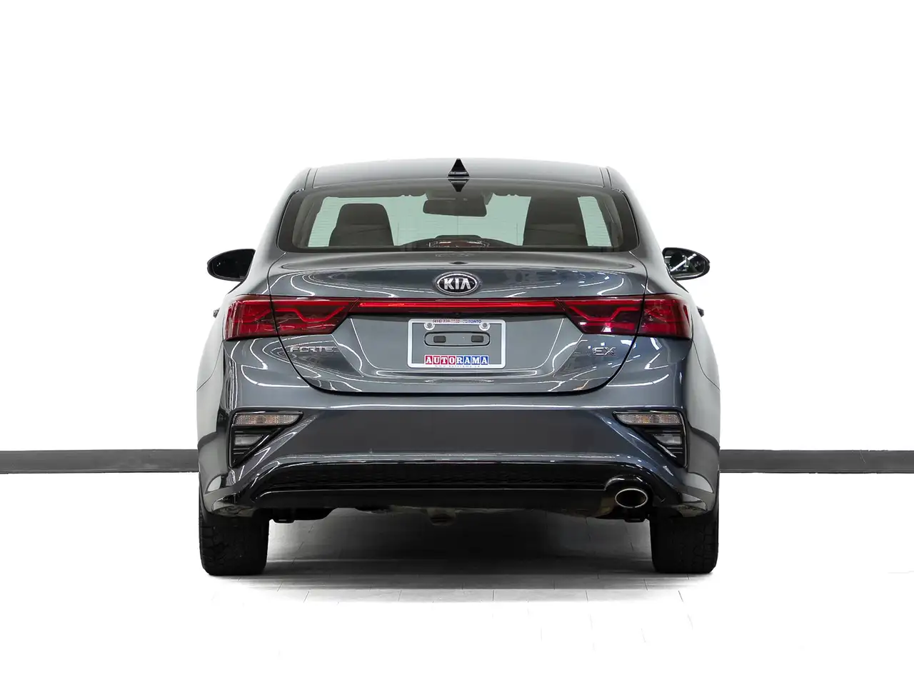 Kia Forte снимка Kia Forte