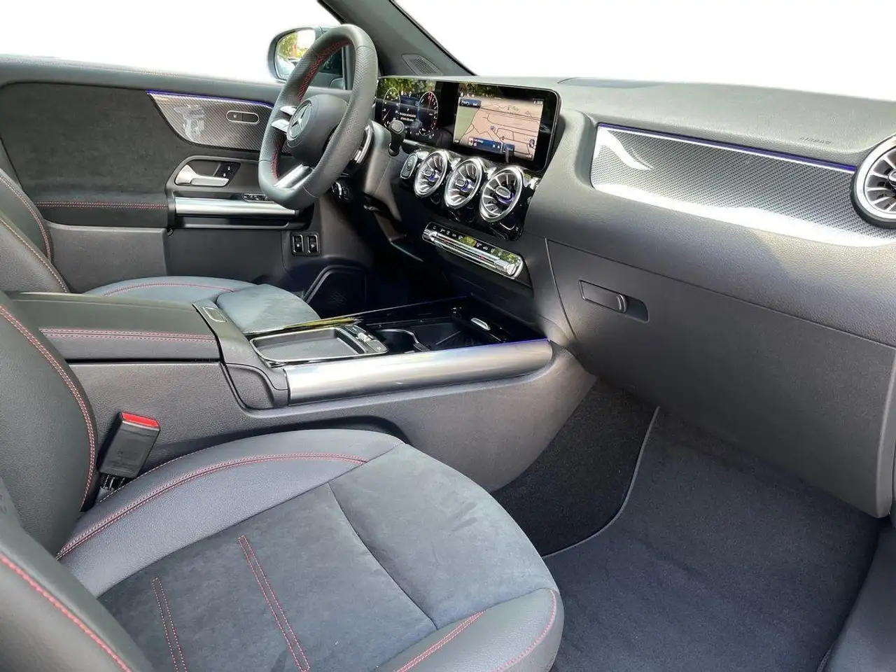 Mercedes-Benz GLA 2026 — фото 15