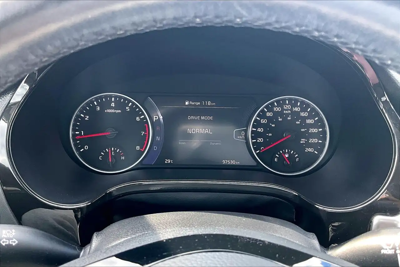 Kia Seltos снимка Kia Seltos