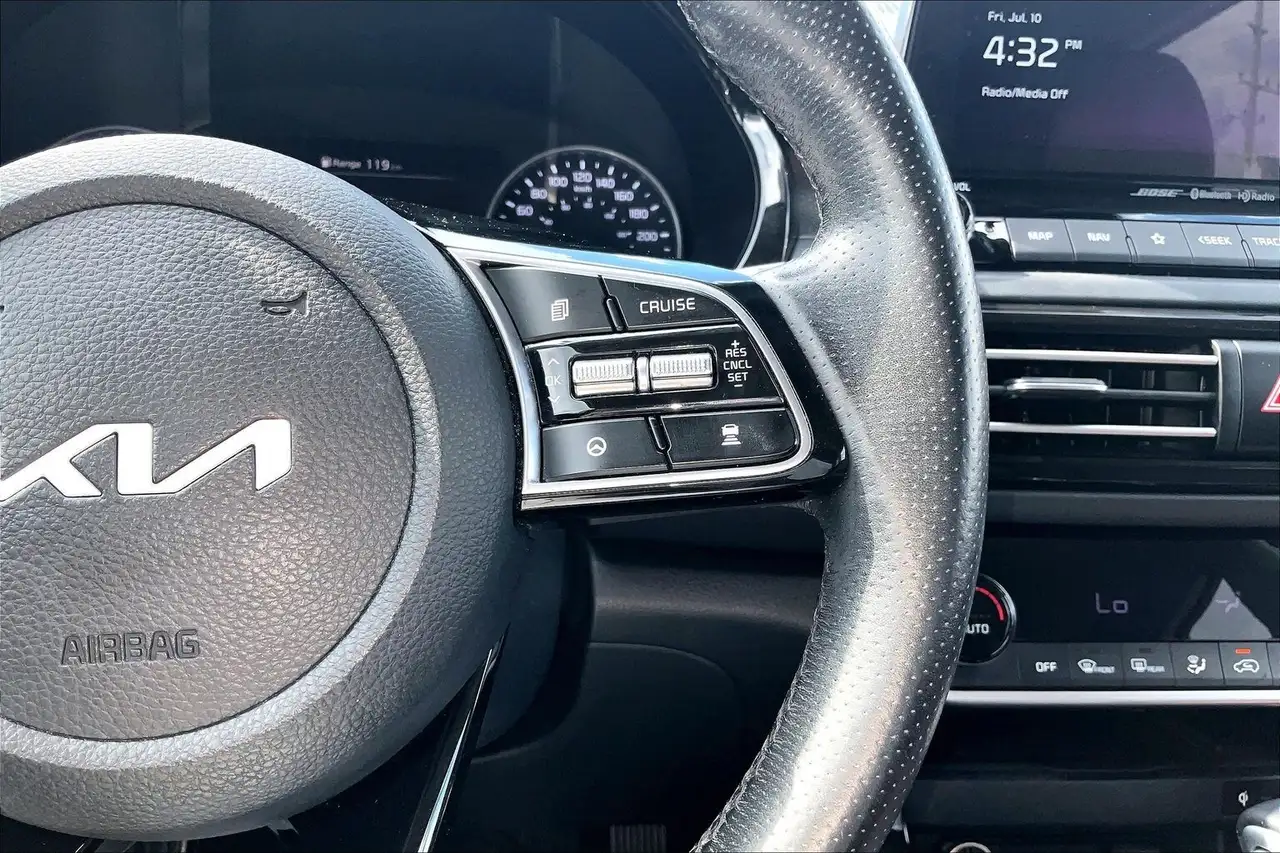 Kia Seltos снимка Kia Seltos