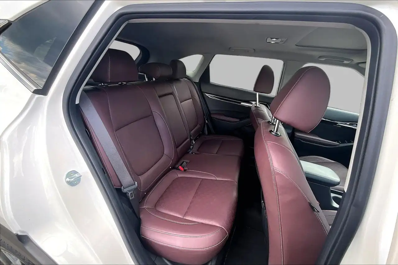 Kia Seltos снимка Kia Seltos