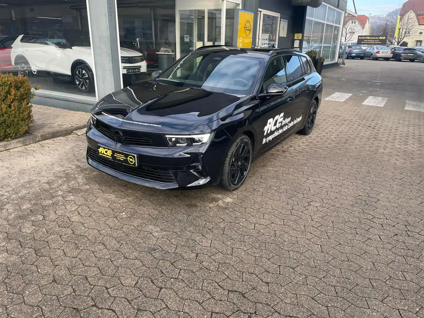 Opel Astra GS*Diesel*AHK*Kamera*SHZ*LED Schwarz - 1