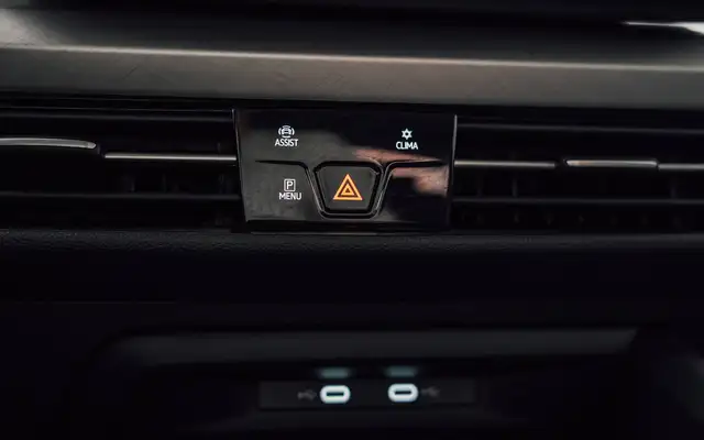 Volkswagen Golf view 26