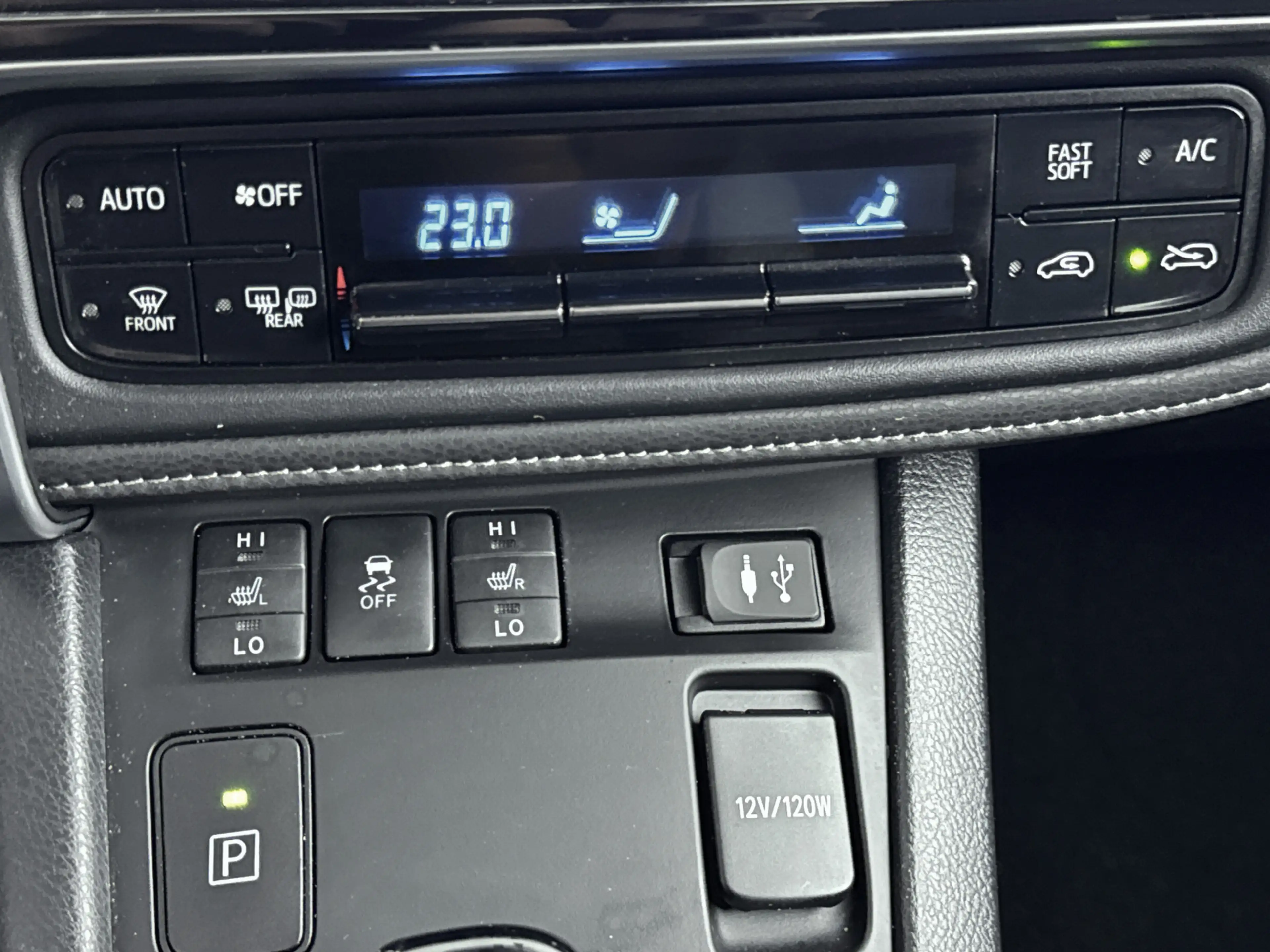Toyota Auris 1.8 Hybrid Aspiration | Stoelverwarming | Achterui — photo 9