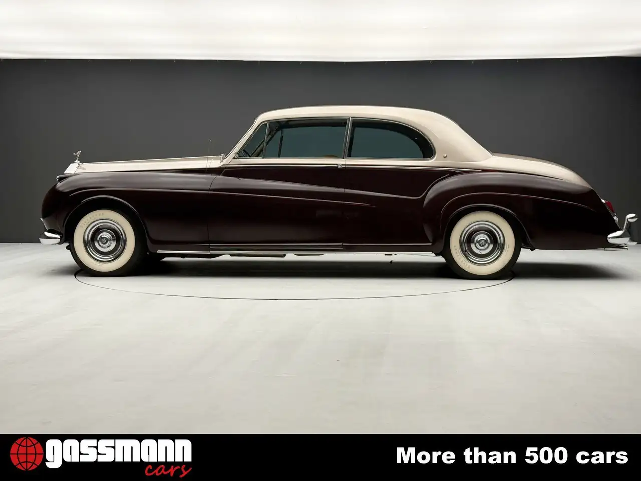 Rolls-Royce Phantom V Saloon Coupe, by James Young Matching, foto 5