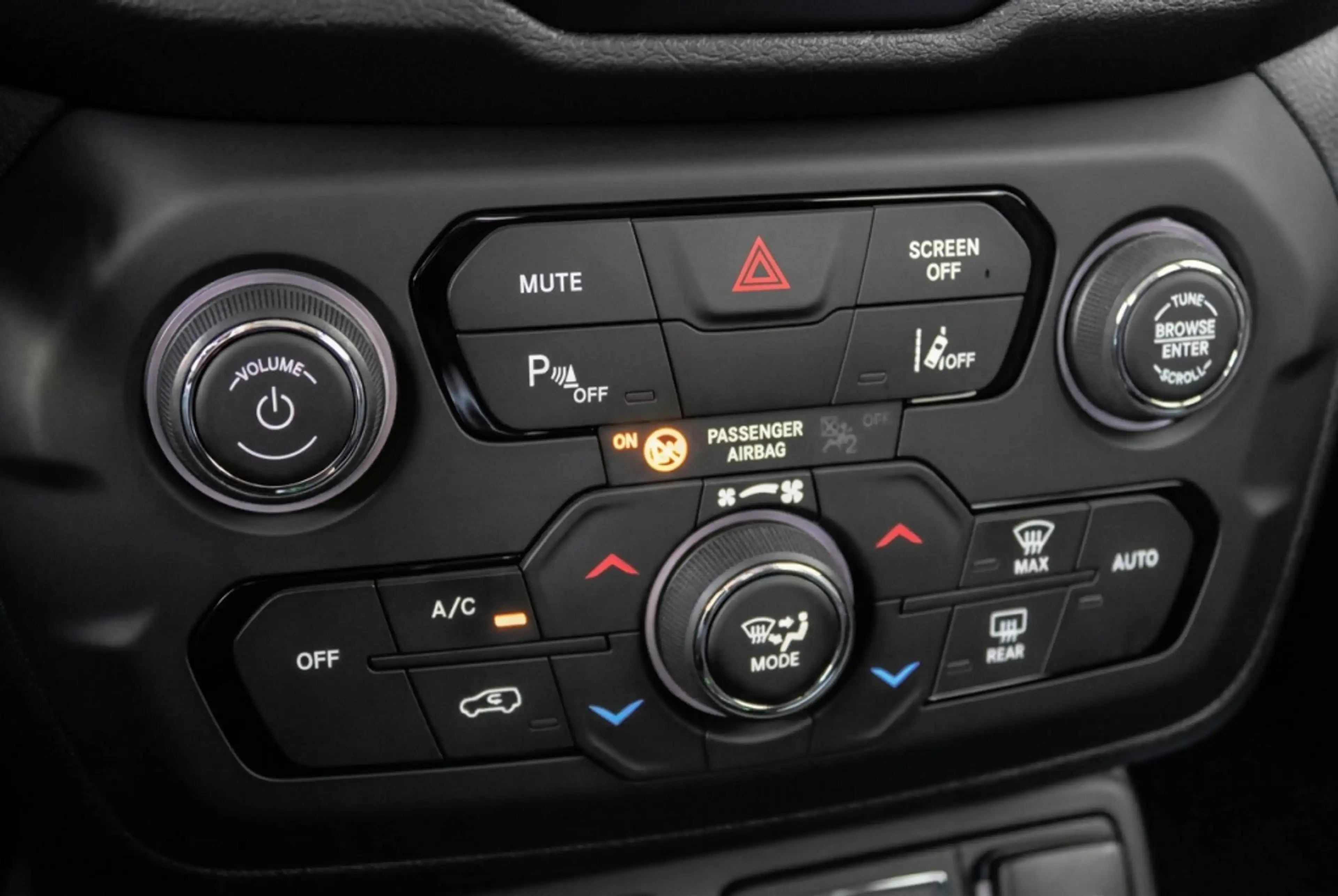Jeep Renegade 4xe PHEV Plug-in hybrid Limited | Navi | Carplay | — photo 16
