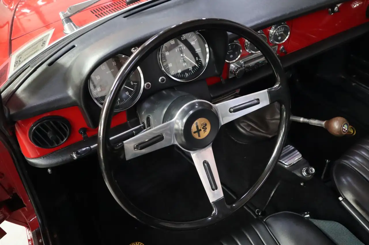 Alfa Romeo Spider Duetto 1600, foto 10