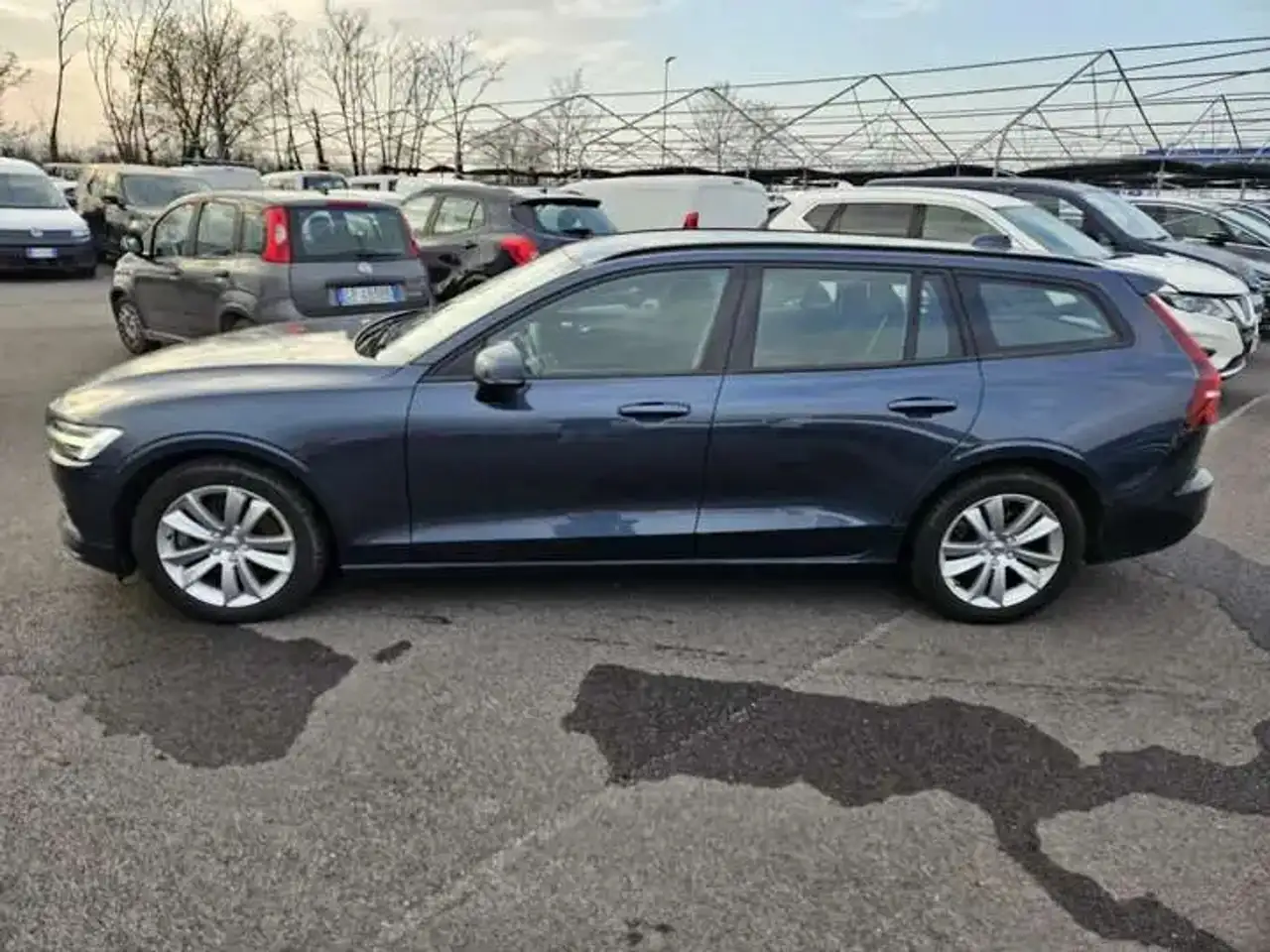 2021 Volvo V60 V60 2019 2.0 b4 Momentum Business auto - GF281CG, photograph 3