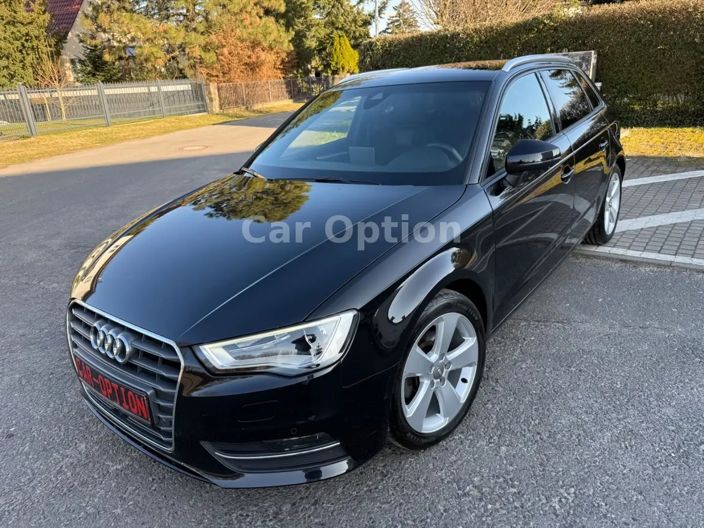 Audi A3 Sportback ambition/Automatik/Alcantara/Xenon Noir - 1