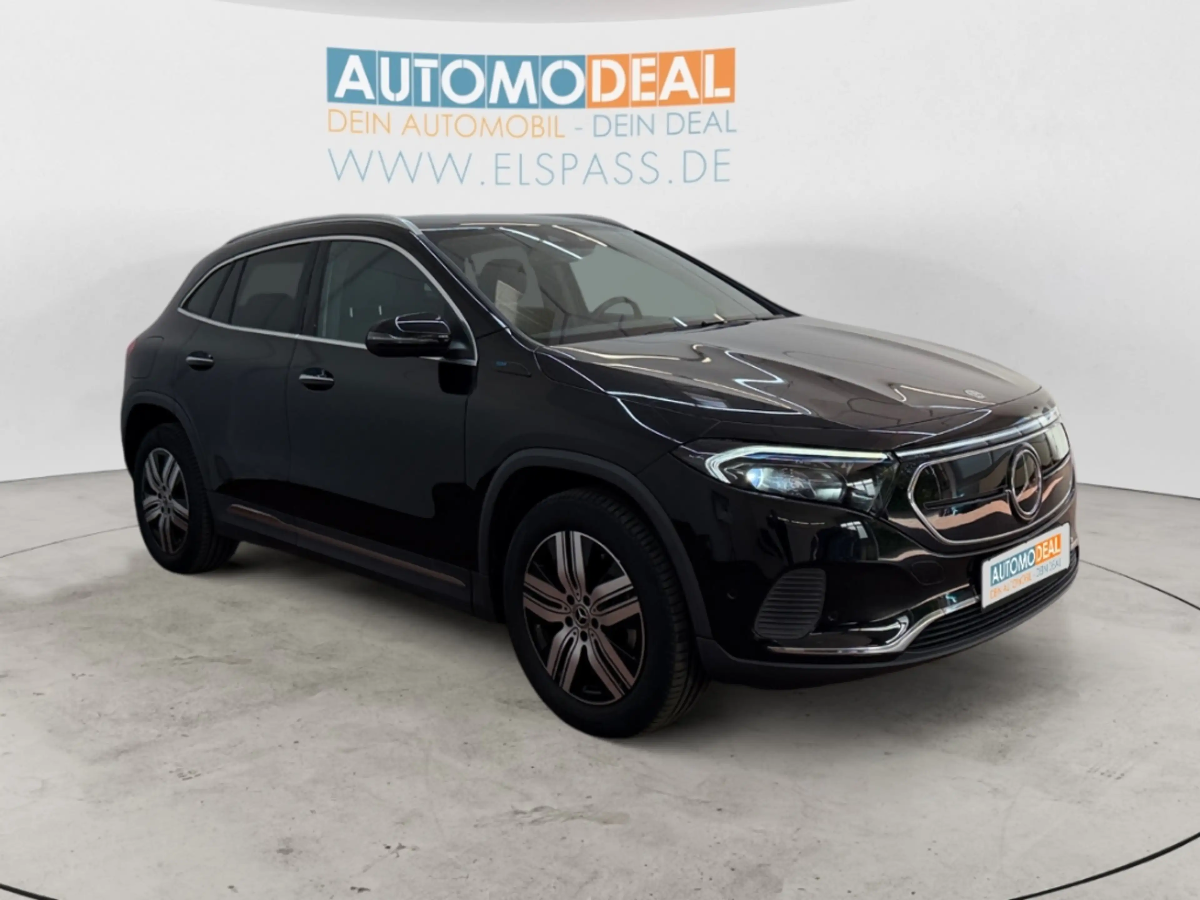 Mercedes-Benz EQA 4Matic B-ZERT AUTOMATIK NAV LED AHK DIG-DISPLAY KA — photo 4