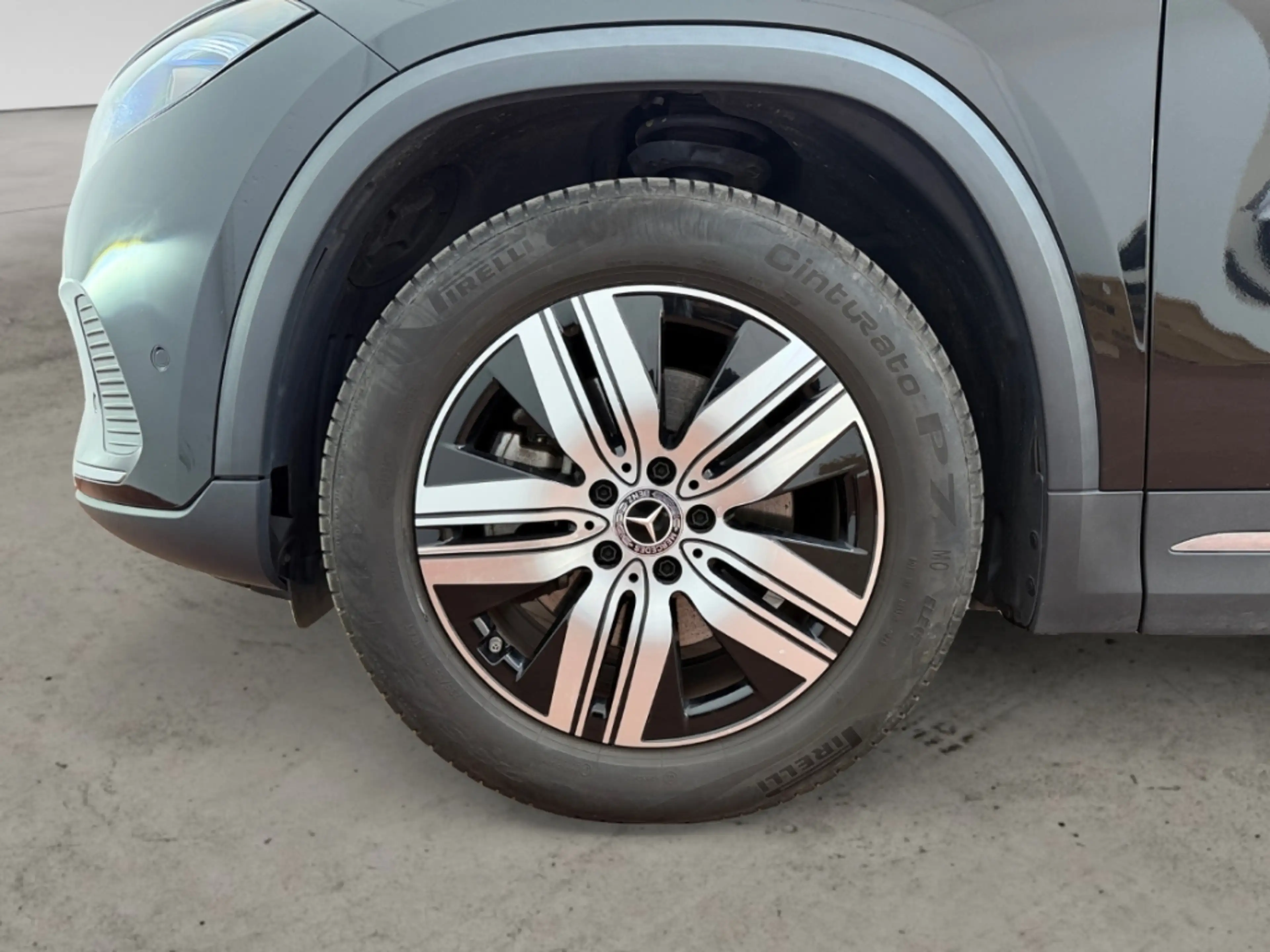 Mercedes-Benz EQA 4Matic B-ZERT AUTOMATIK NAV LED AHK DIG-DISPLAY KA — photo 15