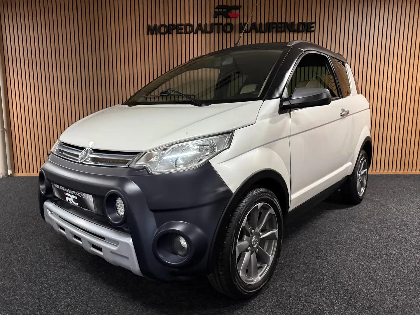 Aixam Crossline XXL Biały - 2