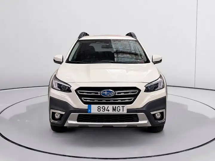 Subaru Outback 2023, foto 7
